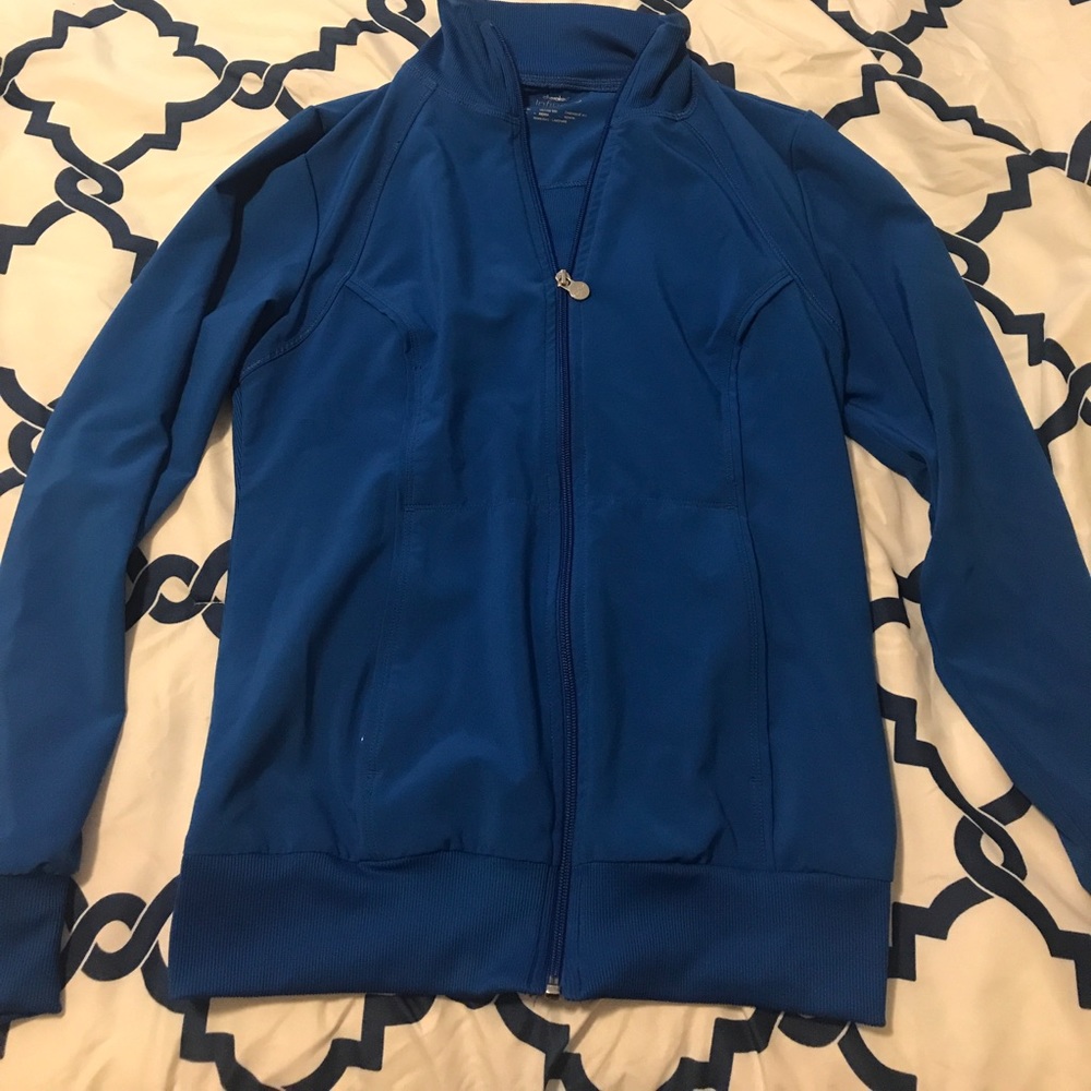 NWOT Cherokee infinity scrub jacket