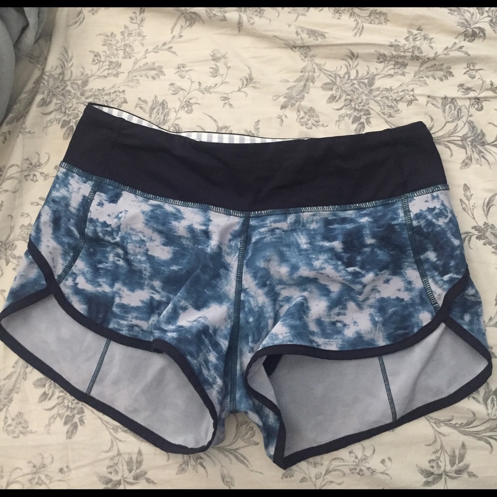 Lululemon athletica blue tie dye speed run shorts