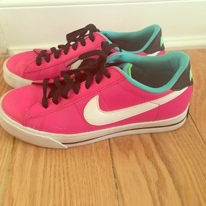 Nike shoes
