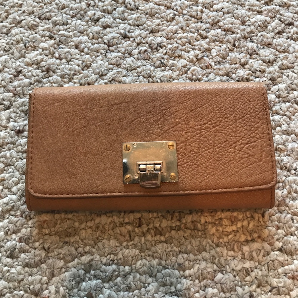 Tan envelope wallet