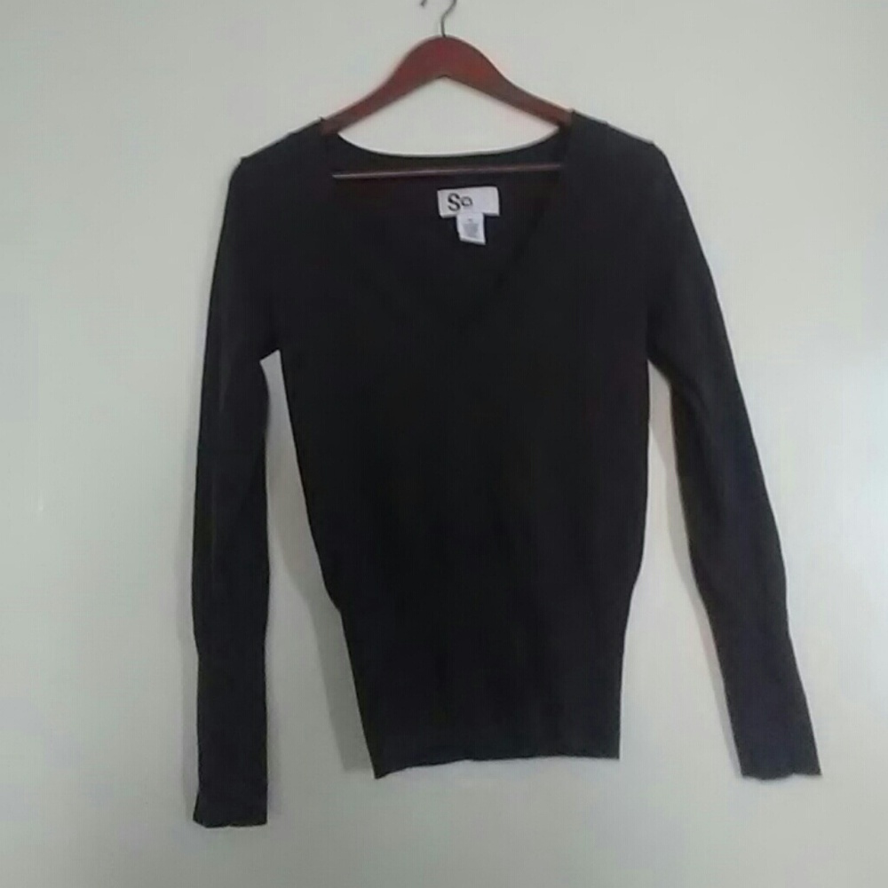 Brown sweater
