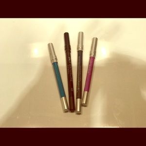 Urban Decay 27/7 glide on pencils.
