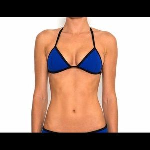 Traingl XXS Malibu Blue Bikini Top WORN ONCE