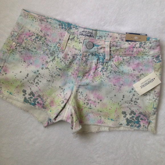 Aeropostale Pants - Aeropostale paint platter shorts