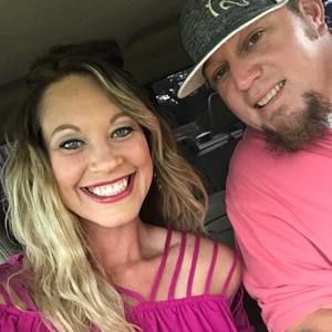 Meet your Posher, Maegan