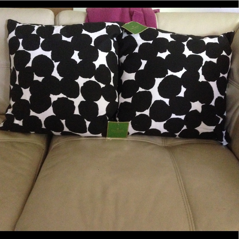 Kate Spade ♠️ Random-Dot Pillows (1 pr)