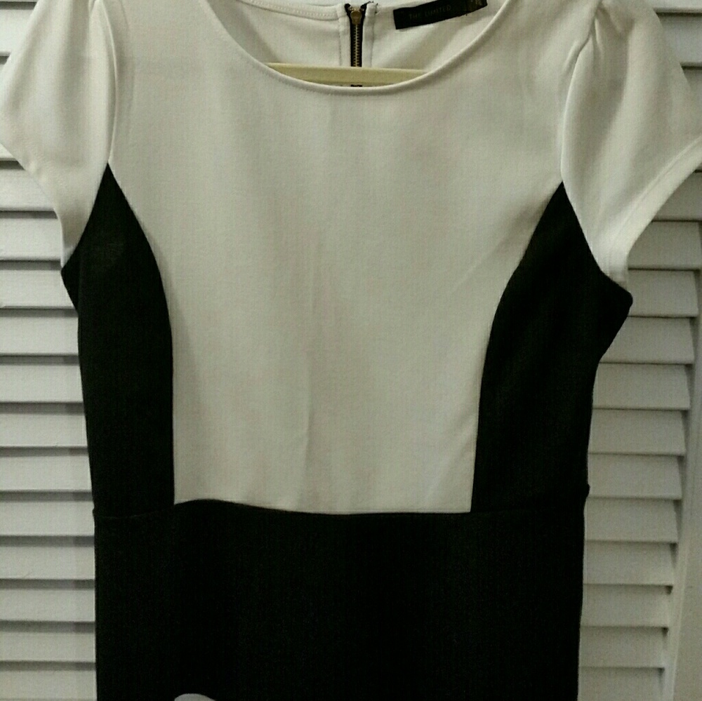 NWT black and white colorblock peplum
