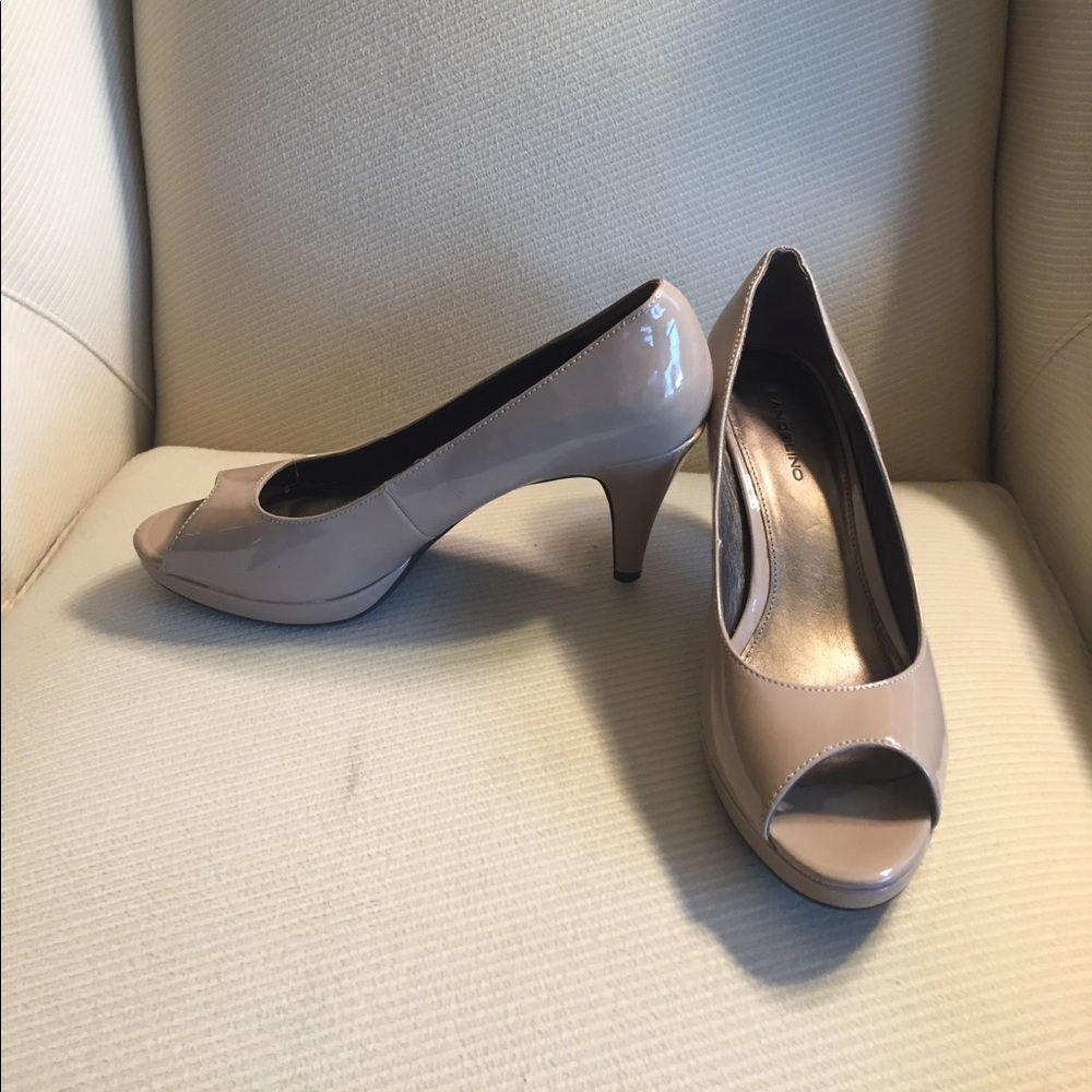 Bandolino patent leather shoes size 10