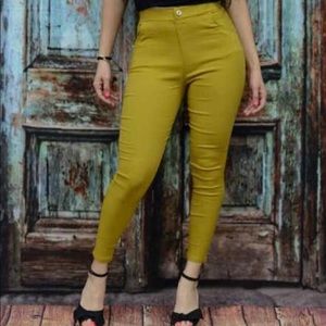 Mustard yellow jeggings