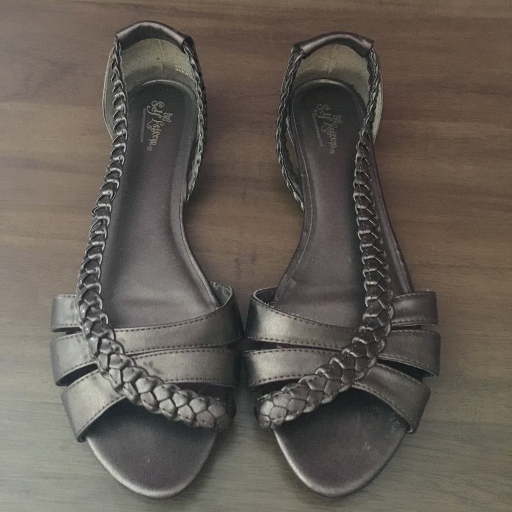 Classic flats