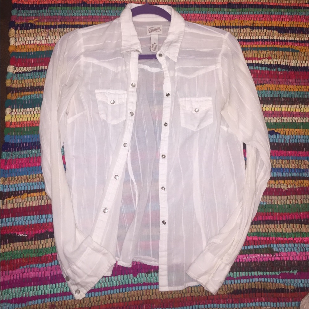 White button down blouse
