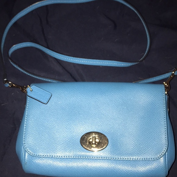 Coach Handbags - COACH SIDE HAND BAG