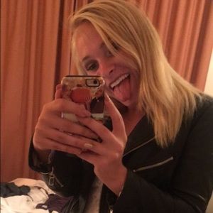 Meet your Posher, Jessica