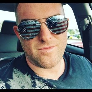 Meet your Posher, Farron