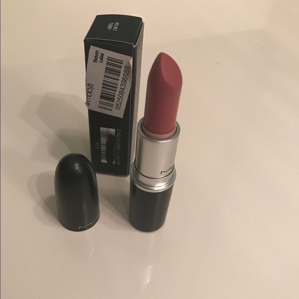 Mac lipstick