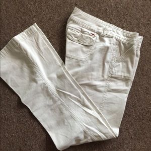 Hollister Size 7 Khaki's