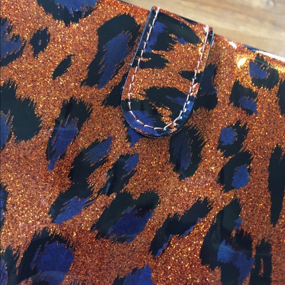 Clutch - Picture 5 of 6