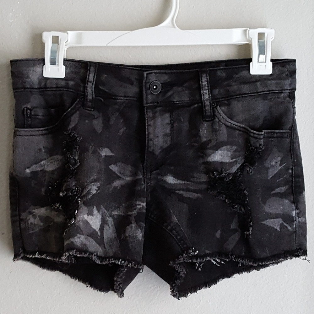 Hot Topic Lovesick Black Distressed Jean Shorts