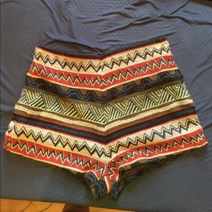 Patterned shorts