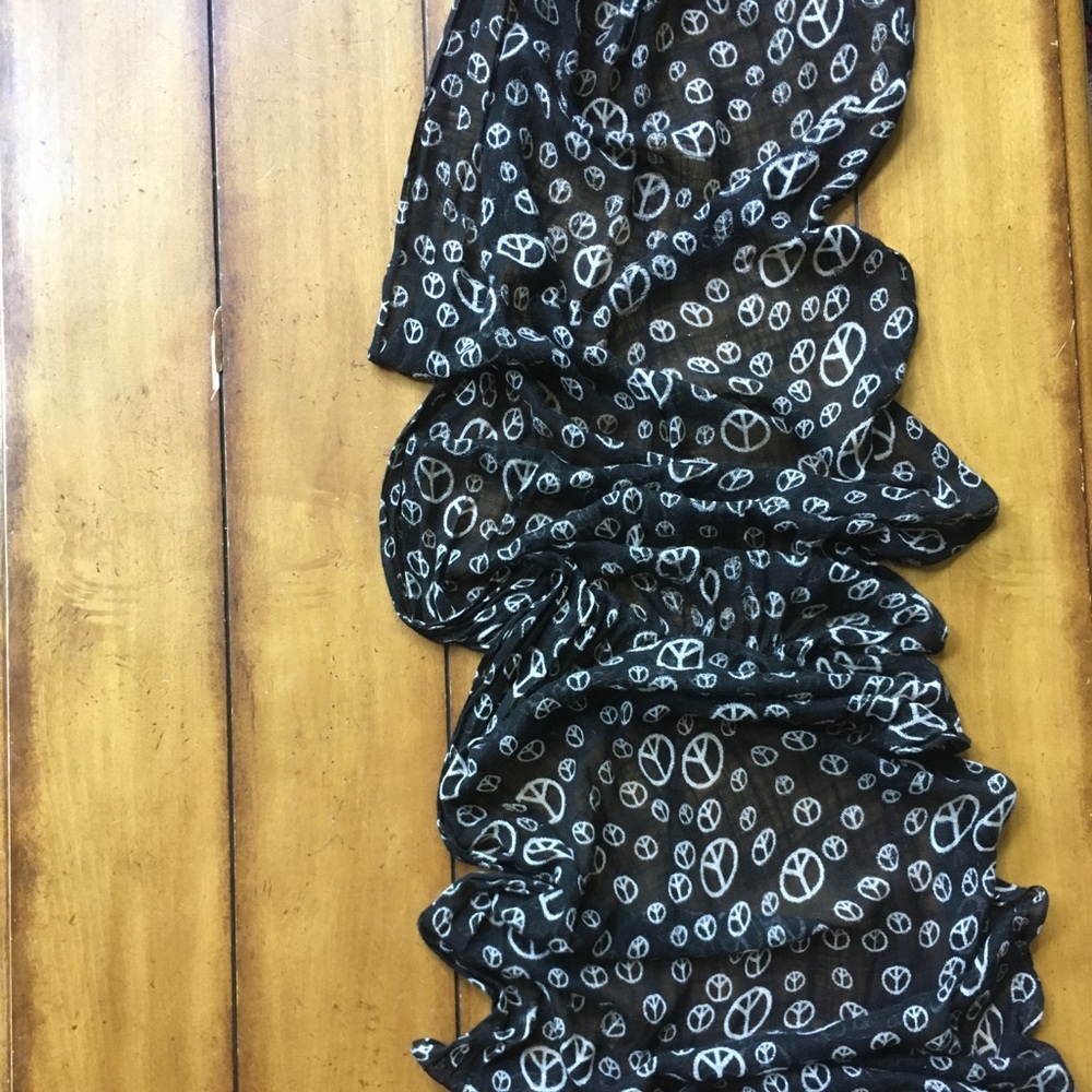 Black scarf