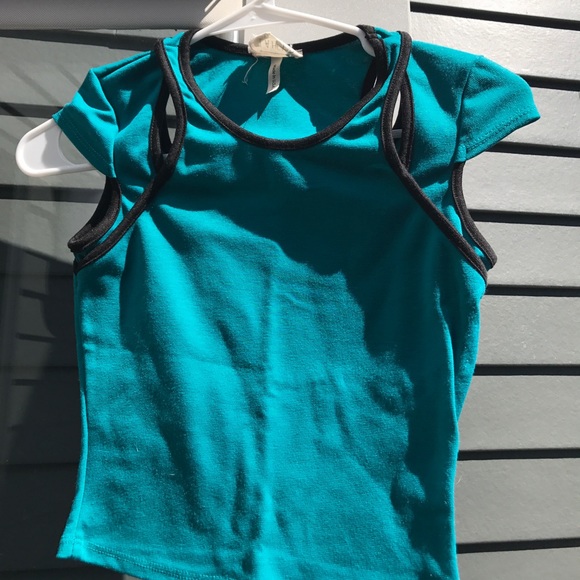 Crop top from Pacsun - Picture 1 of 3
