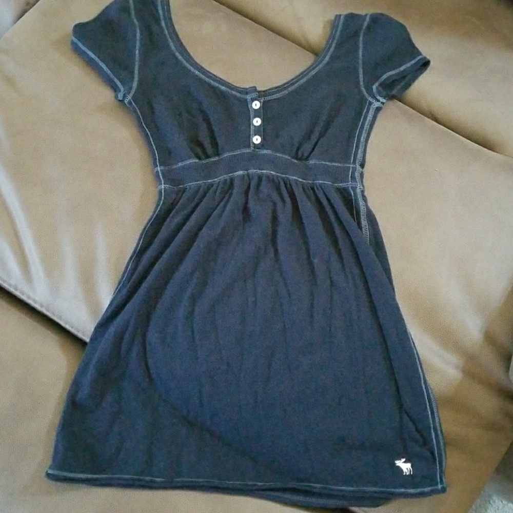 Abercrombie and Fitch Top