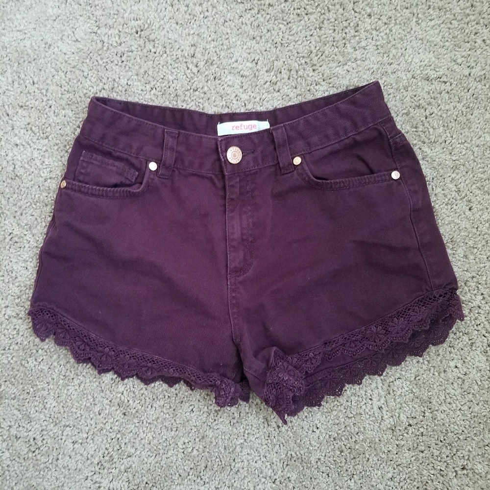 Refuge sz 4 shorts