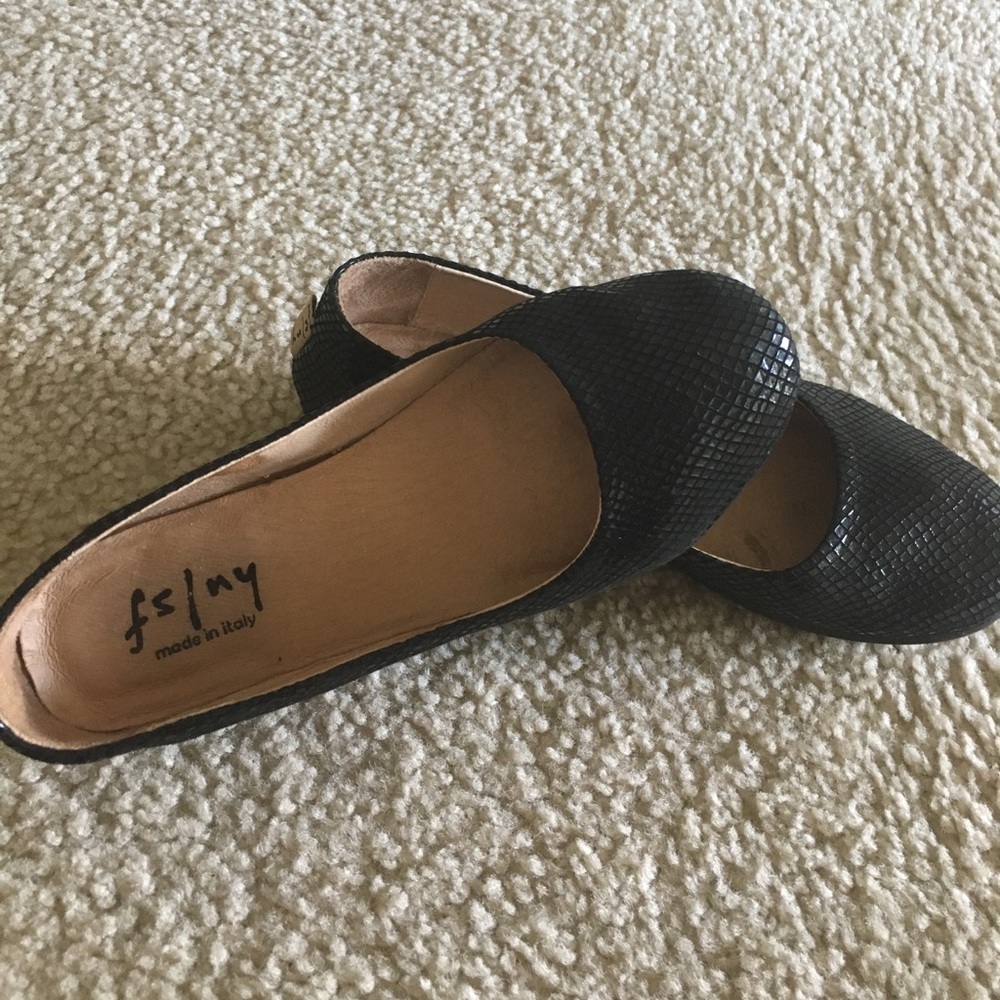Black Italian Flats