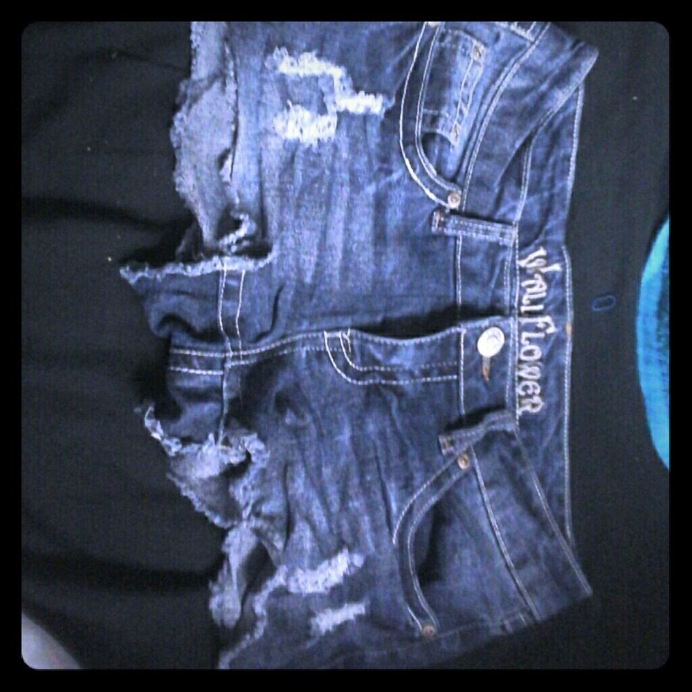 Wallflower Destressed Jean Shorts