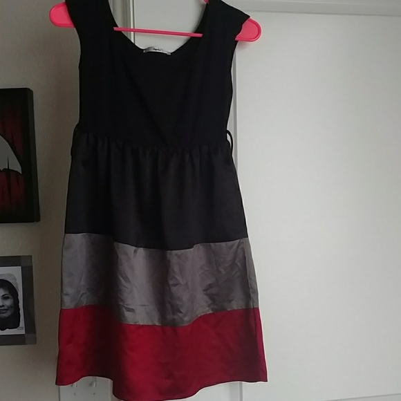 Summer Dress - Picture 3 of 7