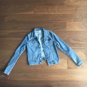 H&M medium wash denim jacket