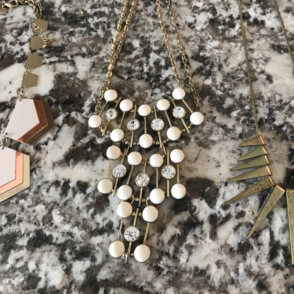 Necklaces - Picture 3 of 4