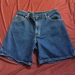 Levi's mom shorts