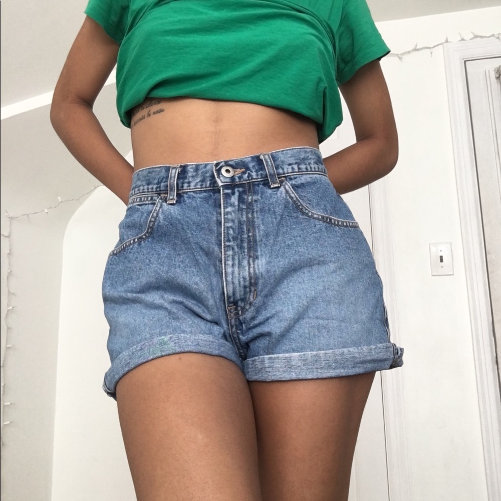 GAP high waisted Medium wash denim shorts