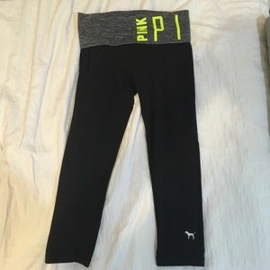 Victoria's Secret PINK Yoga Cropped Leggings