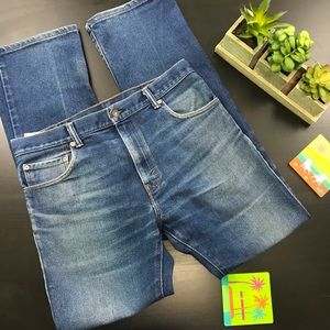 Levi's 517 jeans