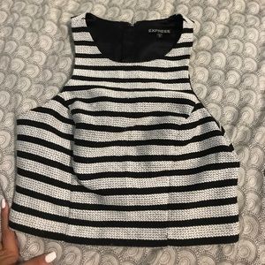 Extra small black and white top