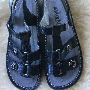 Sandals -- Brand NEW!