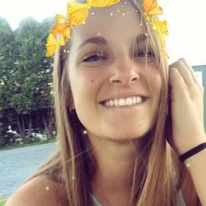 Meet your Posher, Danielle