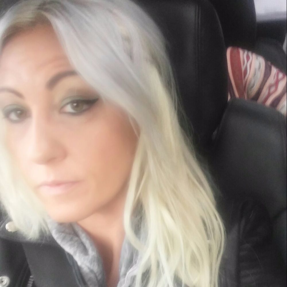 Meet your Posher, Dezi D