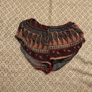 Flowy printed urban renewal shorts