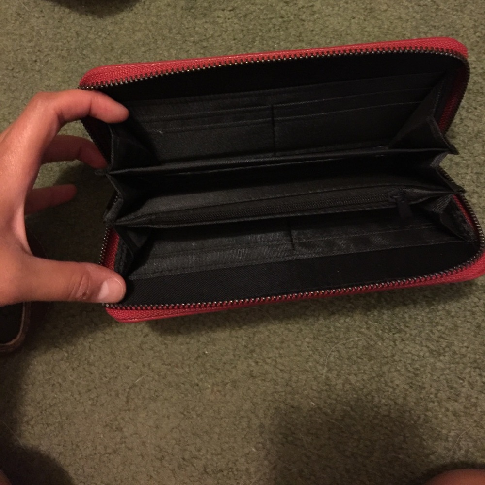 Wallet - Picture 2 of 2
