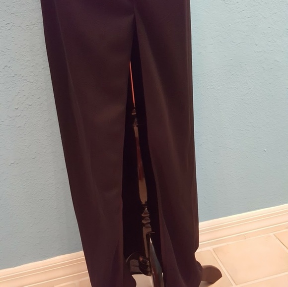 Black formal gown / dress, party, prom - Picture 4 of 8