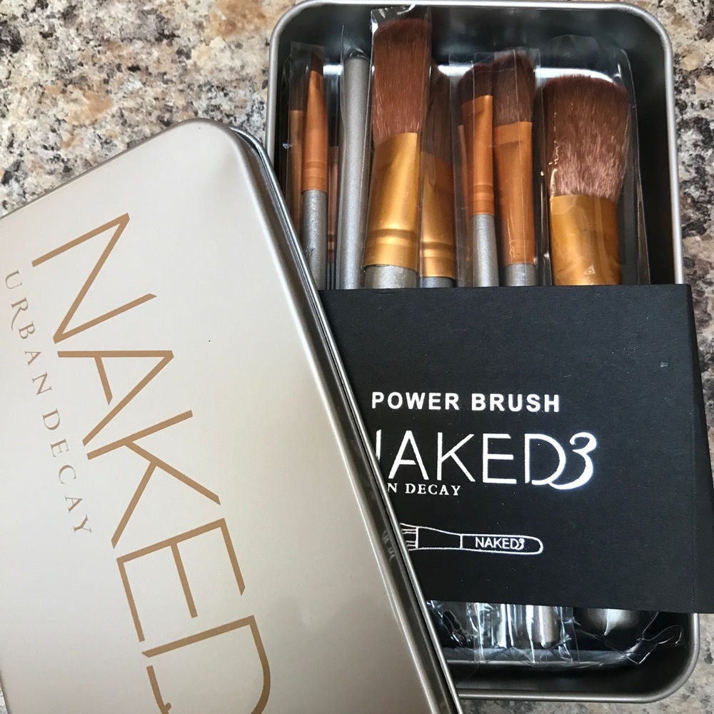 Professional Naked Make up brushes