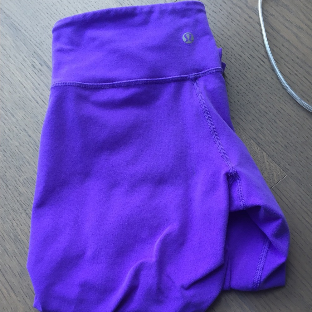 Lululemon wunderunder purple