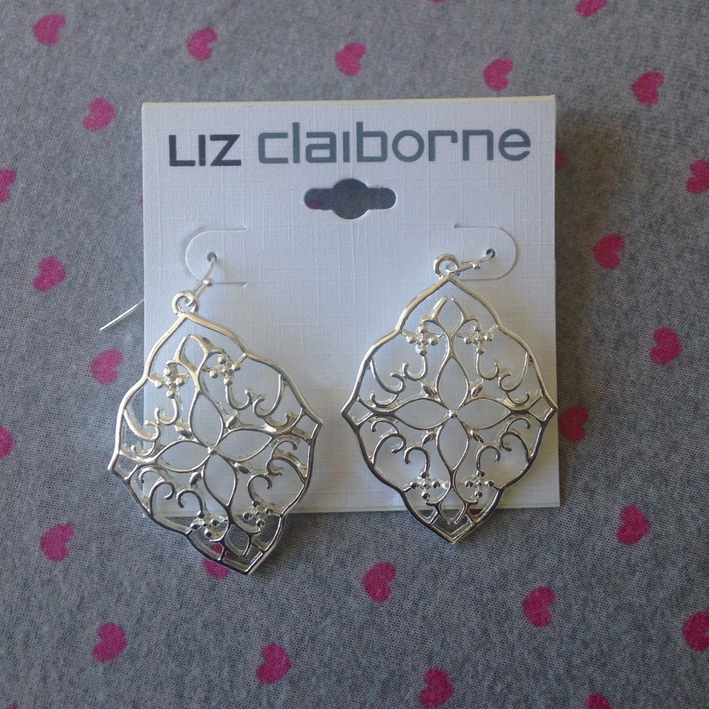 NWT Liz Claiborne silver pierced earrings. - Picture 1 of 2