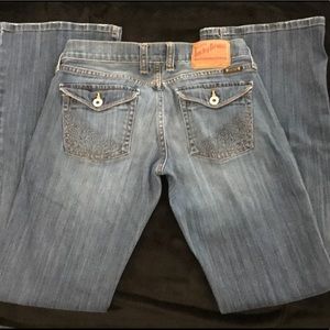 🍀Lucky Brand Button Fly Embroidered Boho Jeans🍀