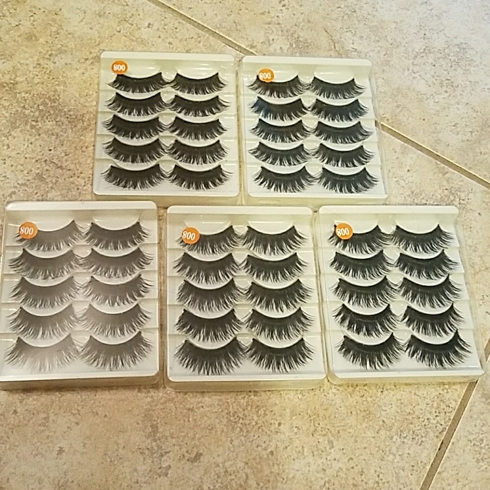 25 pair false lashes!