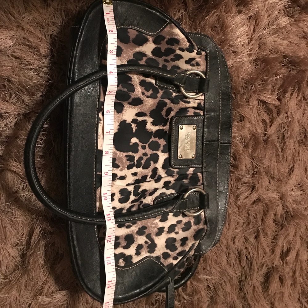 Nine West leopard print excellent conditions