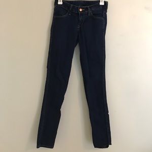 Skinny low waist jeans